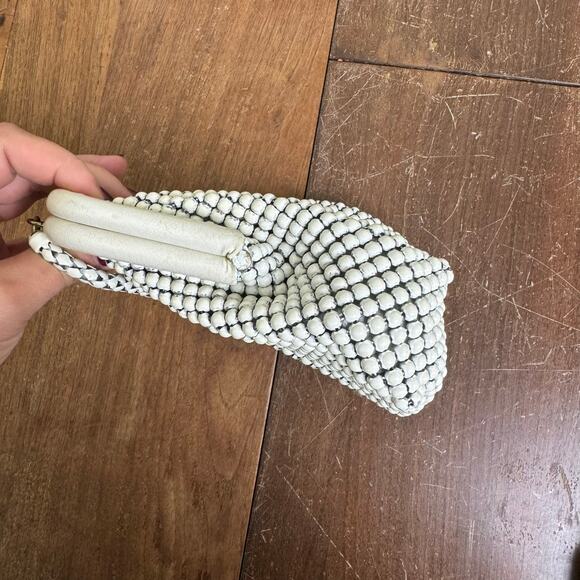 Whiting & Davis Company Vintage Alumesh White Metal Mesh Purse Clutch - Picture 5 of 11
